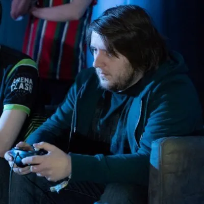 Picture of Ian Ward taking part in a fighting game tournament